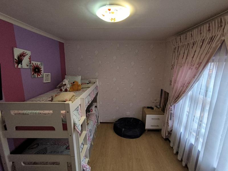 3 Bedroom Property for Sale in Ruimsig Gauteng