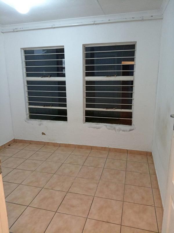 To Let 3 Bedroom Property for Rent in Alveda Park Gauteng