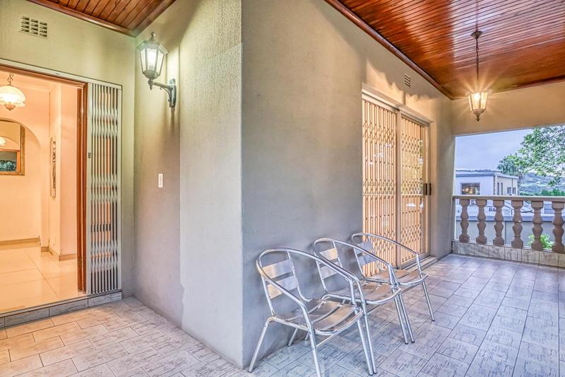 4 Bedroom Property for Sale in Glenvista Gauteng