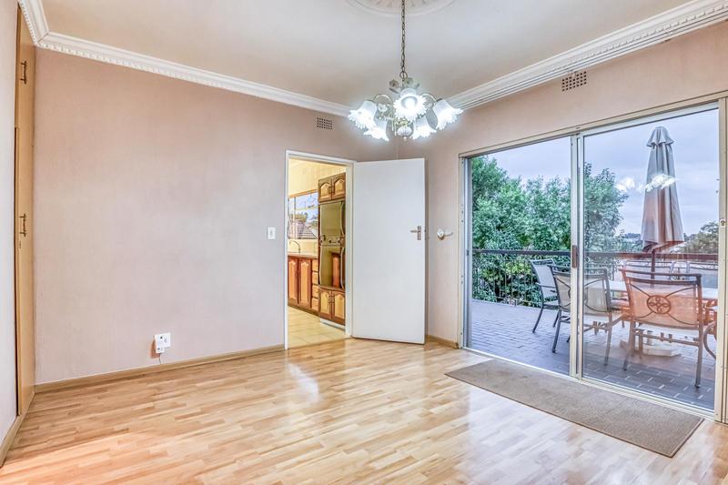 4 Bedroom Property for Sale in Glenvista Gauteng