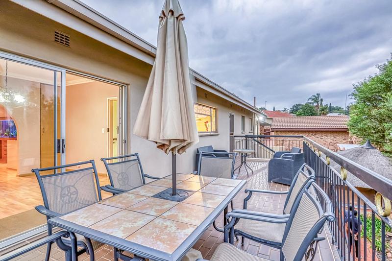 4 Bedroom Property for Sale in Glenvista Gauteng