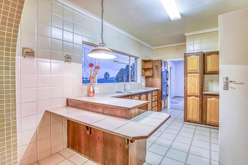 4 Bedroom Property for Sale in Glenvista Gauteng