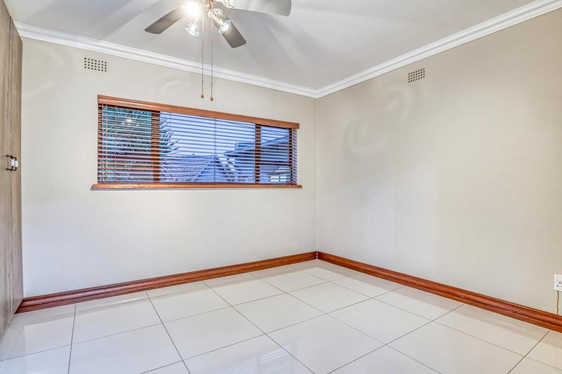 4 Bedroom Property for Sale in Glenvista Gauteng