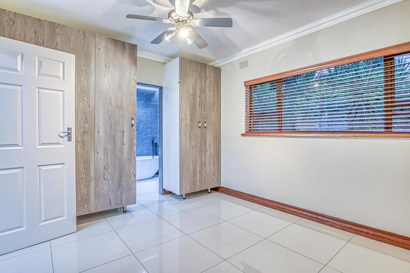 4 Bedroom Property for Sale in Glenvista Gauteng