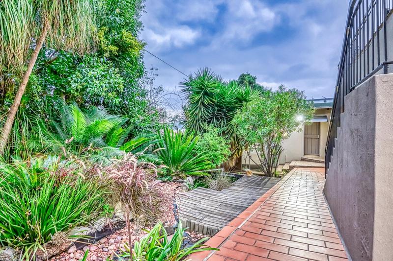 4 Bedroom Property for Sale in Glenvista Gauteng