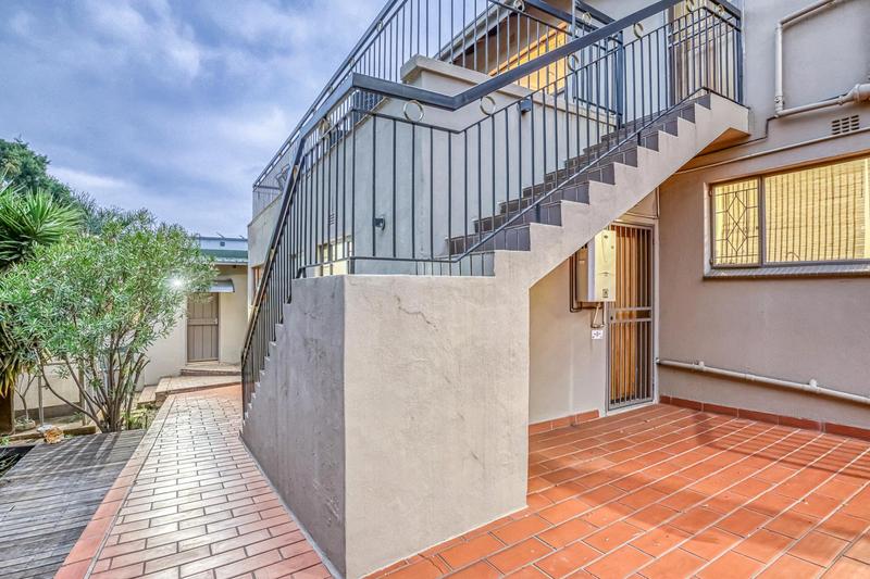 4 Bedroom Property for Sale in Glenvista Gauteng