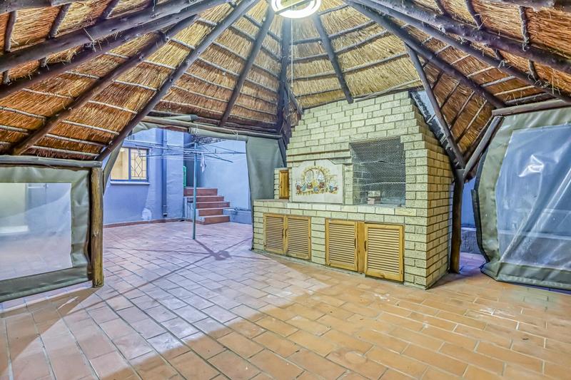 4 Bedroom Property for Sale in Glenvista Gauteng