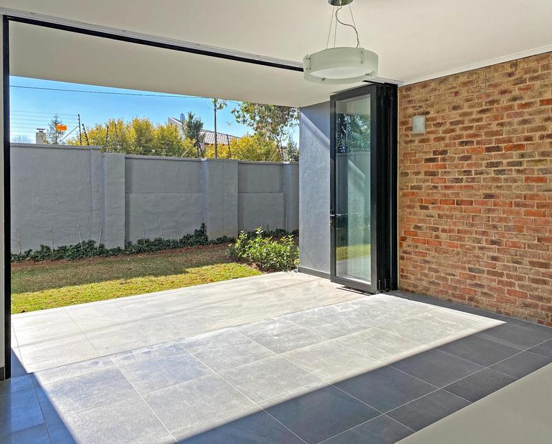 1 Bedroom Property for Sale in Atholl Gauteng