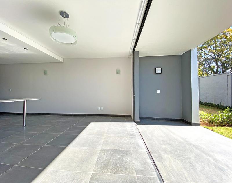 1 Bedroom Property for Sale in Atholl Gauteng