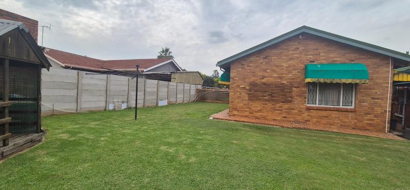 3 Bedroom Property for Sale in Casseldale Gauteng