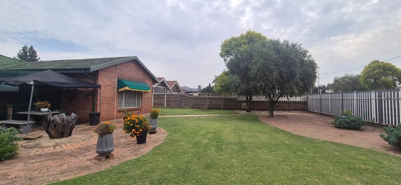 3 Bedroom Property for Sale in Casseldale Gauteng