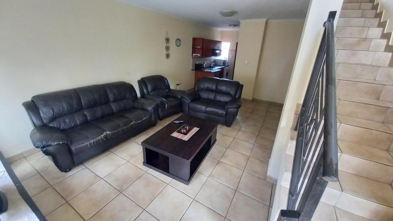 To Let 3 Bedroom Property for Rent in Castleview Gauteng