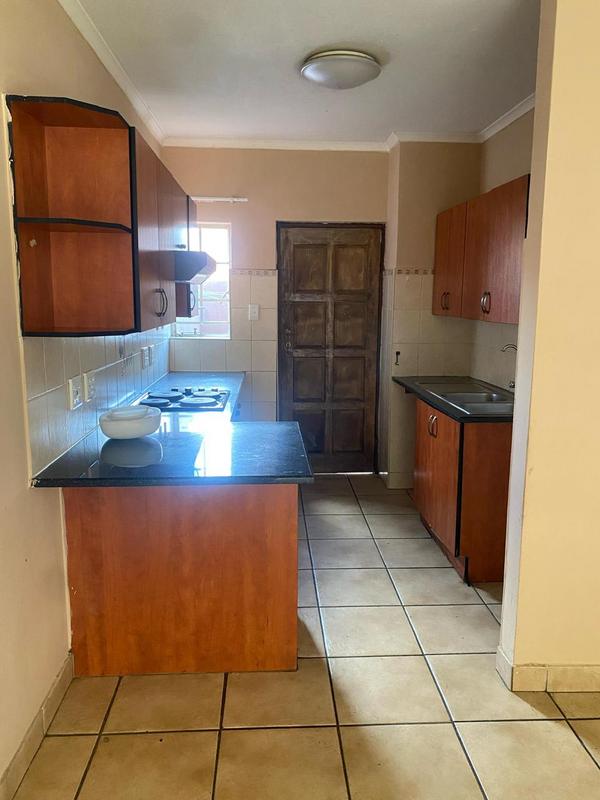 To Let 3 Bedroom Property for Rent in Castleview Gauteng