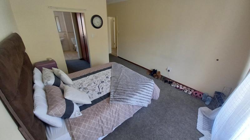 To Let 3 Bedroom Property for Rent in Castleview Gauteng