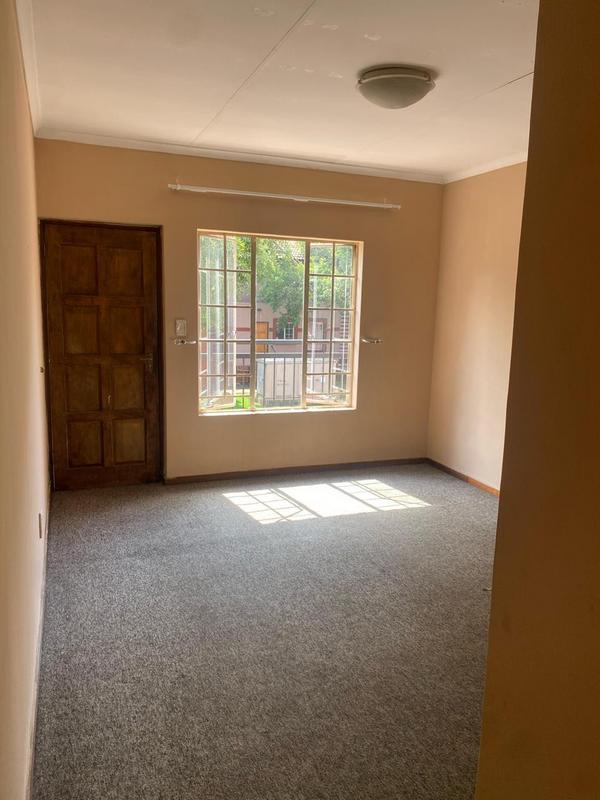 To Let 3 Bedroom Property for Rent in Castleview Gauteng