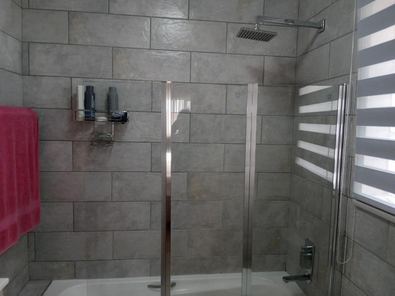 3 Bedroom Property for Sale in Isandovale Gauteng