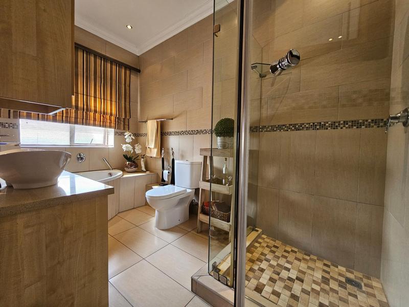 4 Bedroom Property for Sale in Midlands Estate Gauteng