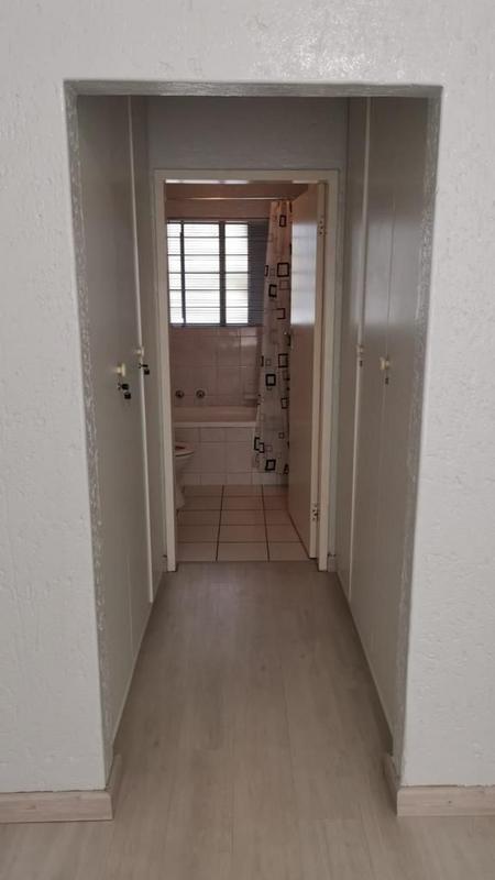 2 Bedroom Property for Sale in Glenhazel Gauteng