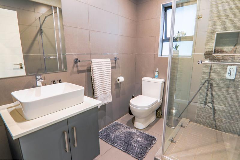 3 Bedroom Property for Sale in Copperleaf Estate Gauteng