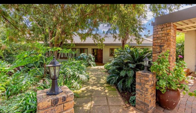 4 Bedroom Property for Sale in Mnandi Gauteng