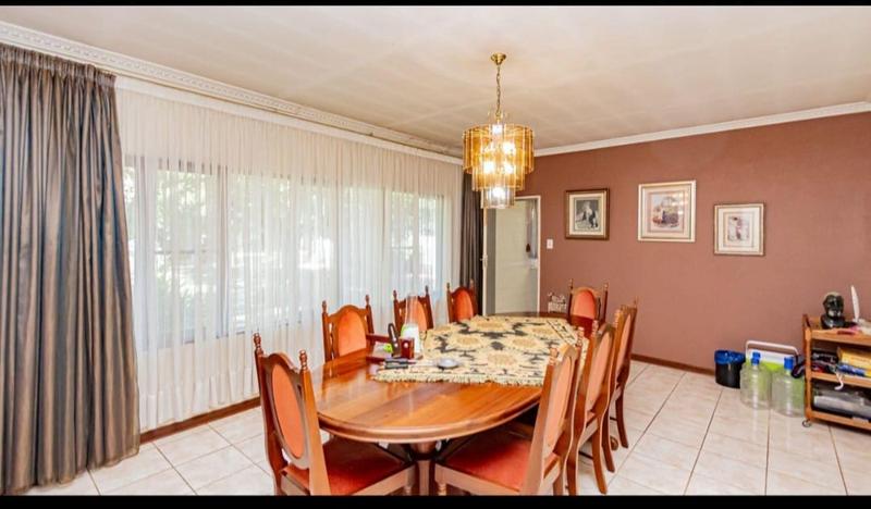 4 Bedroom Property for Sale in Mnandi Gauteng