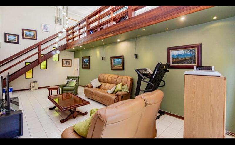 4 Bedroom Property for Sale in Mnandi Gauteng