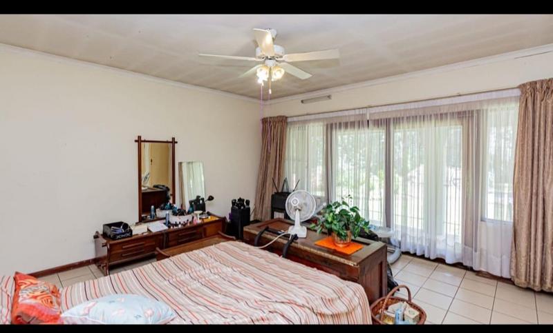4 Bedroom Property for Sale in Mnandi Gauteng