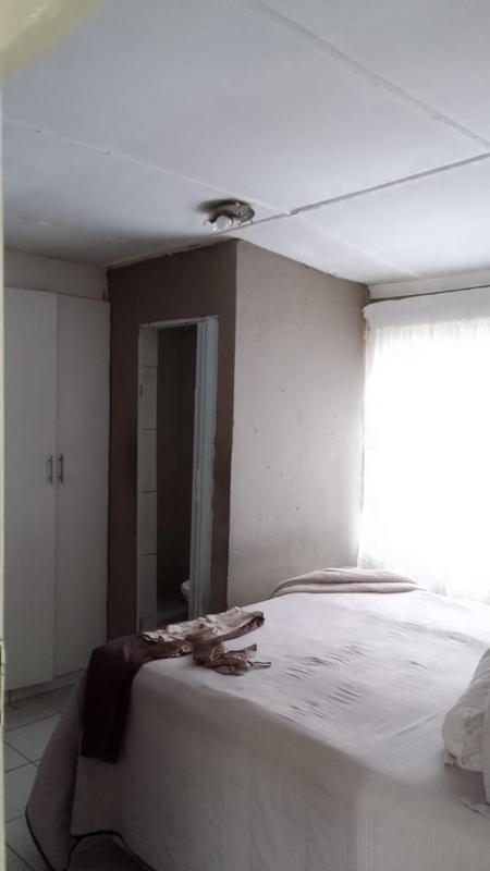 2 Bedroom Property for Sale in Dube Gauteng