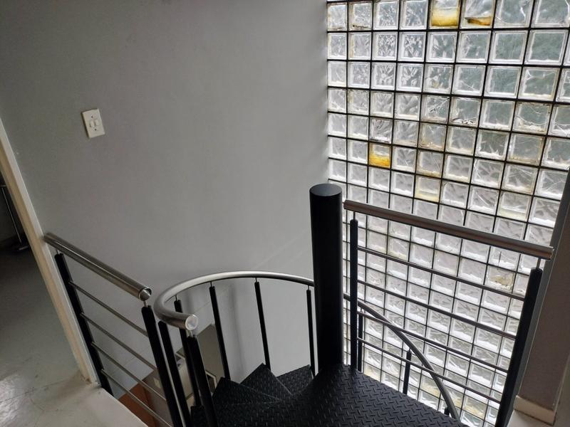 To Let 1 Bedroom Property for Rent in Atholl Gauteng