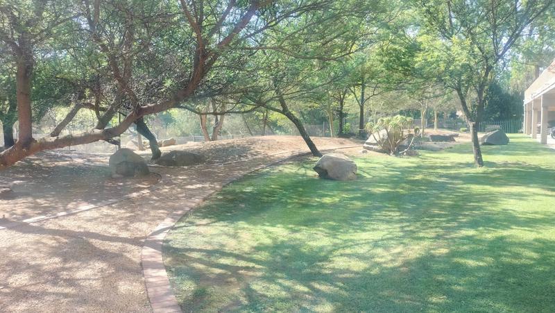 To Let 1 Bedroom Property for Rent in Atholl Gauteng
