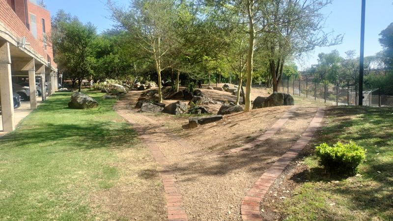 To Let 1 Bedroom Property for Rent in Atholl Gauteng