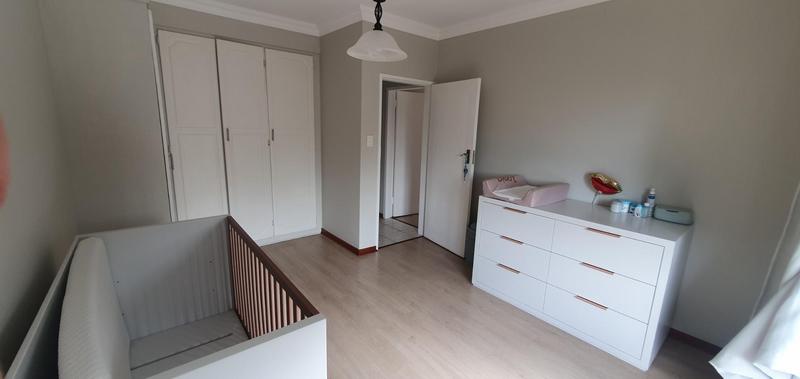 To Let 5 Bedroom Property for Rent in Cornwall Hill Gauteng