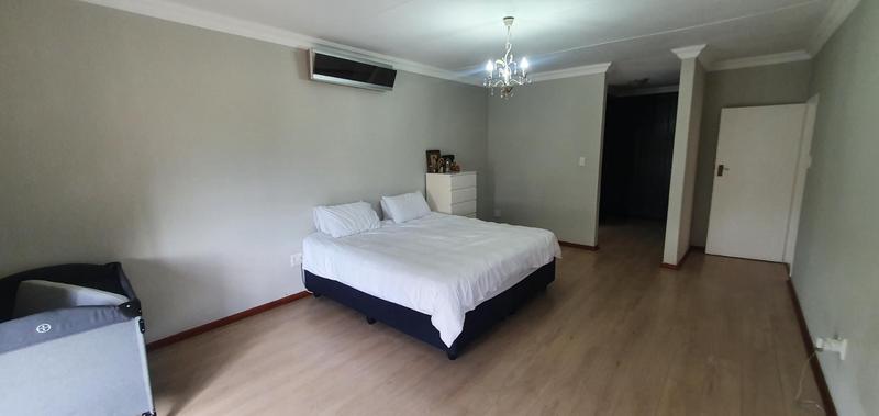 To Let 5 Bedroom Property for Rent in Cornwall Hill Gauteng