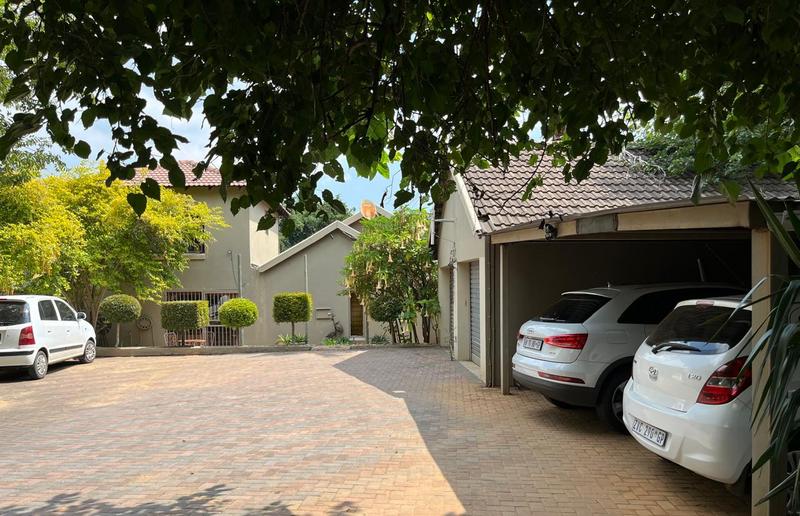 4 Bedroom Property for Sale in The Reeds Gauteng
