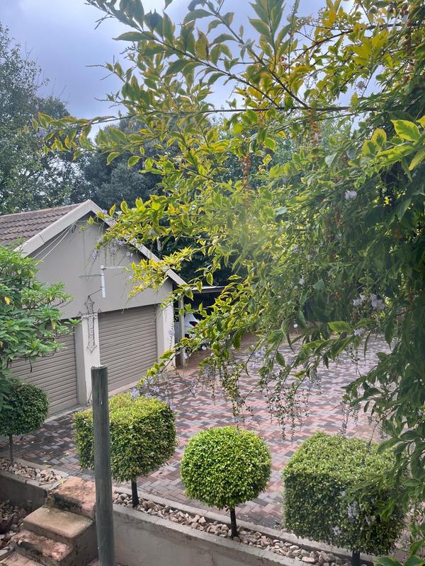 4 Bedroom Property for Sale in The Reeds Gauteng