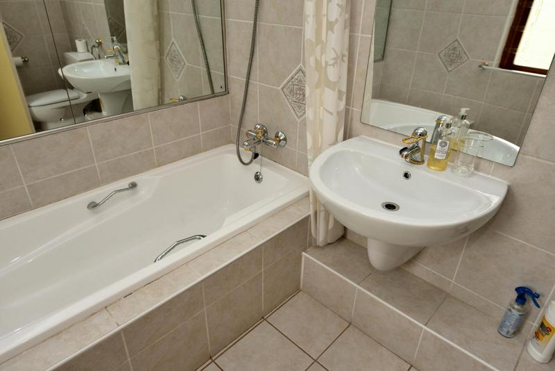 3 Bedroom Property for Sale in Bedford Park Gauteng