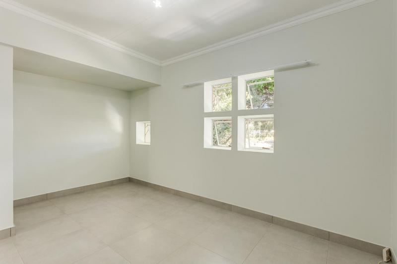 2 Bedroom Property for Sale in Fourways Gardens Gauteng