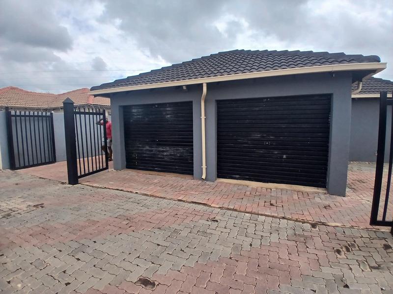 3 Bedroom Property for Sale in The Orchards Gauteng