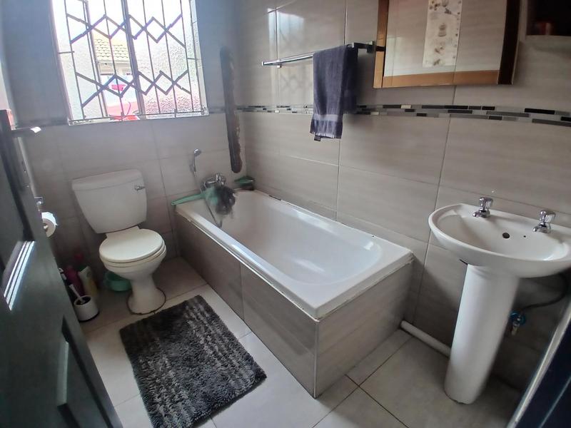 3 Bedroom Property for Sale in The Orchards Gauteng