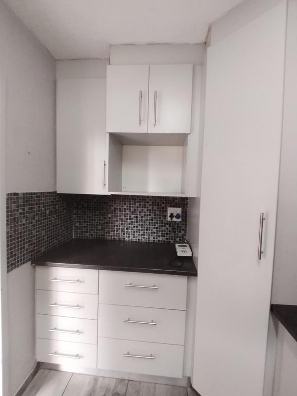 2 Bedroom Property for Sale in Roseville Gauteng