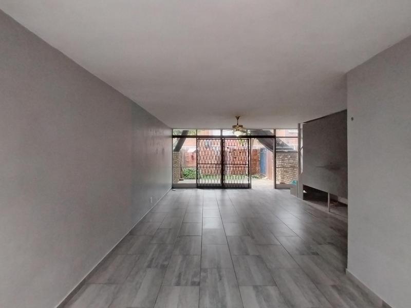 2 Bedroom Property for Sale in Roseville Gauteng