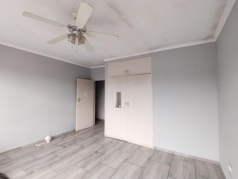 2 Bedroom Property for Sale in Roseville Gauteng