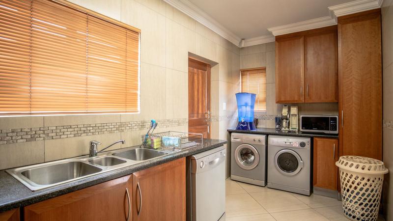 4 Bedroom Property for Sale in Magalieskruin Gauteng