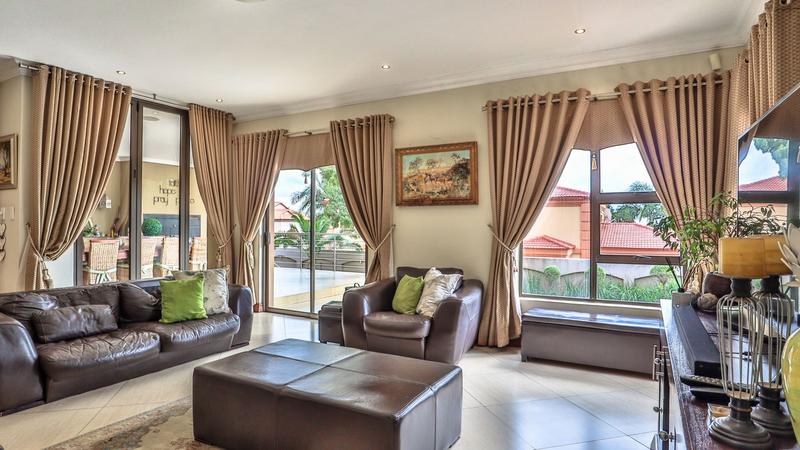 4 Bedroom Property for Sale in Magalieskruin Gauteng
