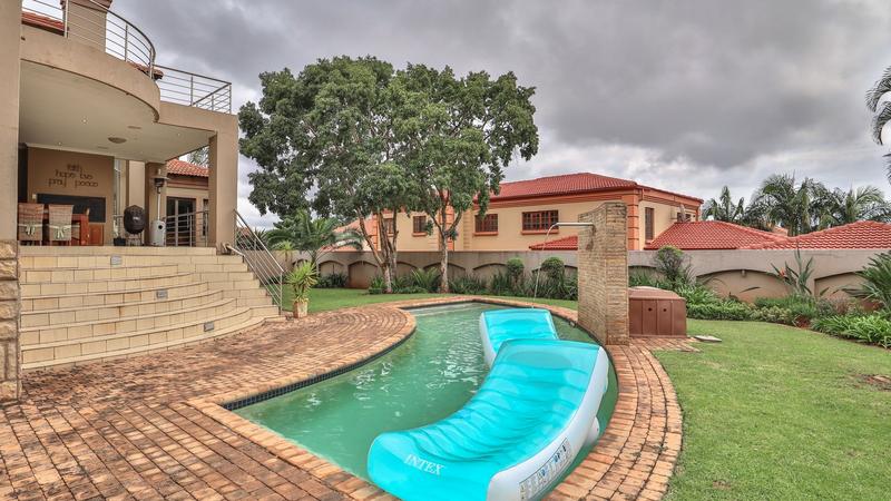 4 Bedroom Property for Sale in Magalieskruin Gauteng