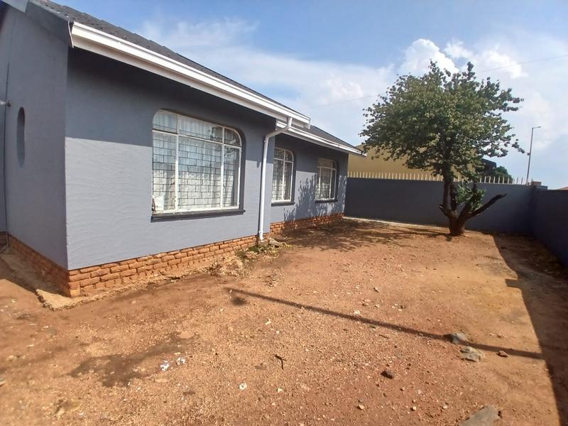 To Let 3 Bedroom Property for Rent in Spruit View Gauteng