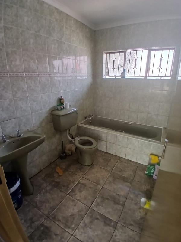 To Let 3 Bedroom Property for Rent in Spruit View Gauteng