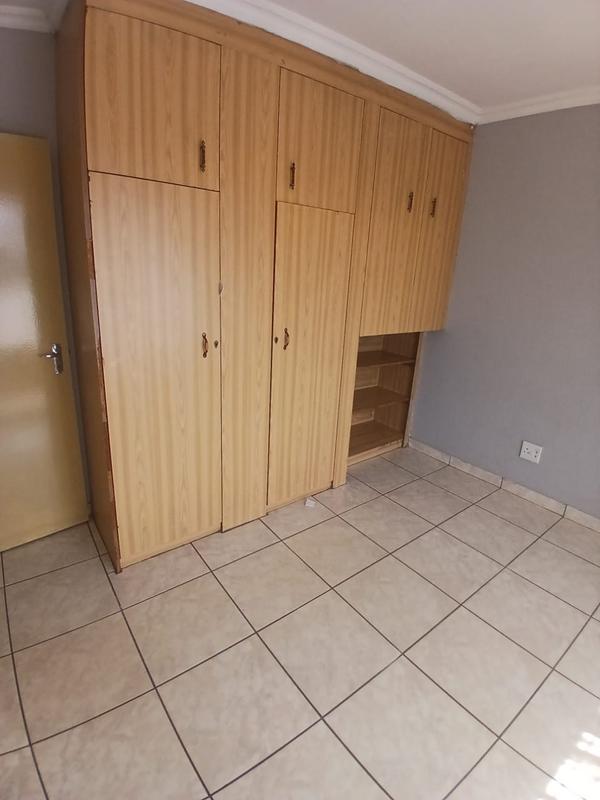 To Let 3 Bedroom Property for Rent in Spruit View Gauteng