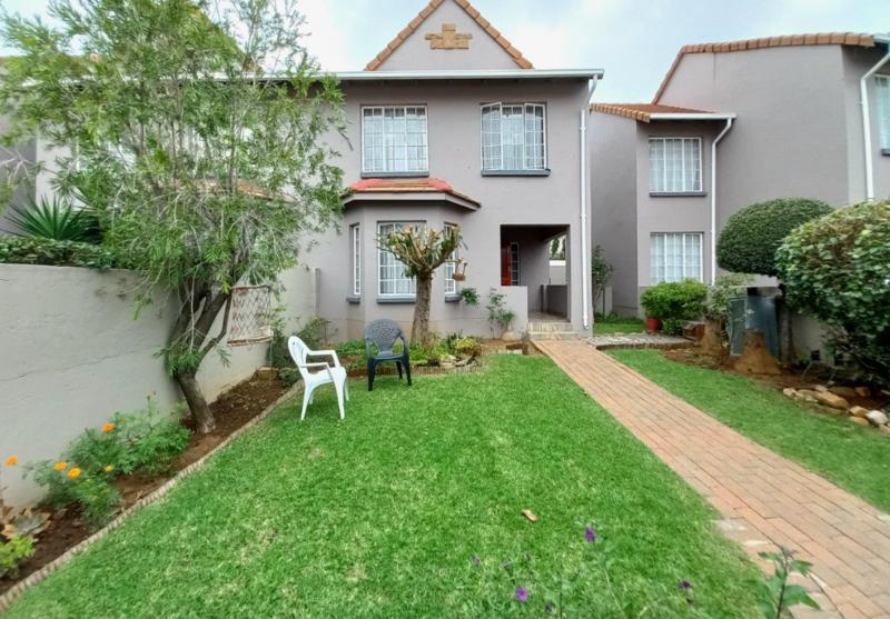 3 Bedroom Property for Sale in Isandovale Gauteng