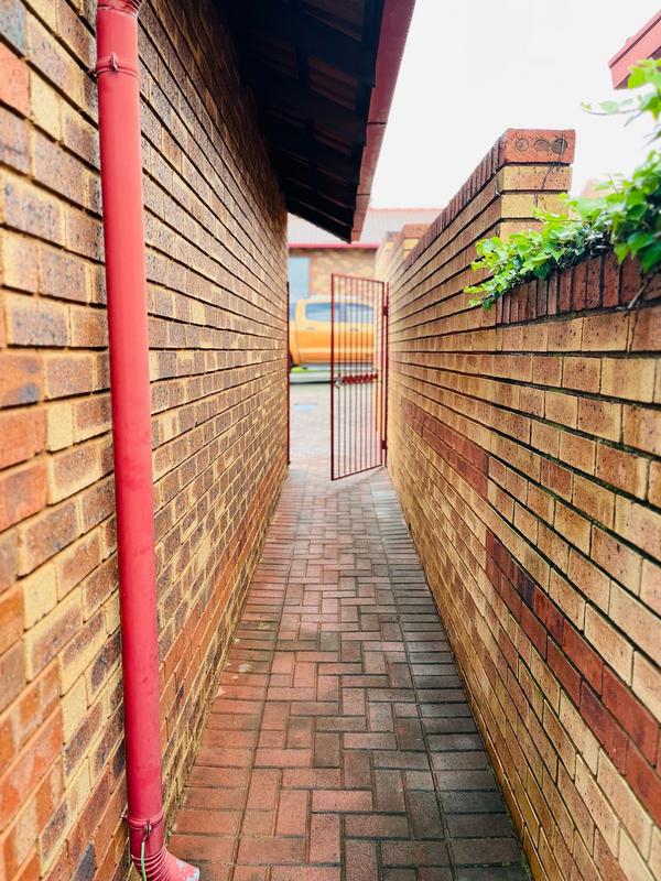 3 Bedroom Property for Sale in Kempton Park West Gauteng
